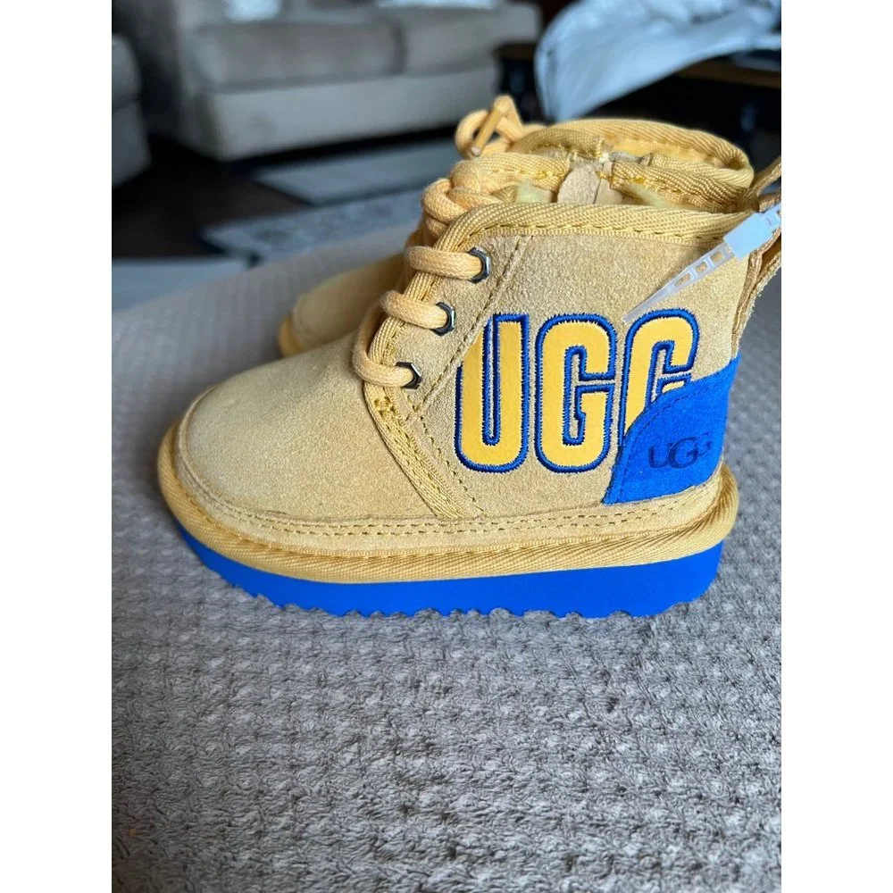 Ugg Kids Nemuel‎ Graphic Outline Chukka Boot - NWOT